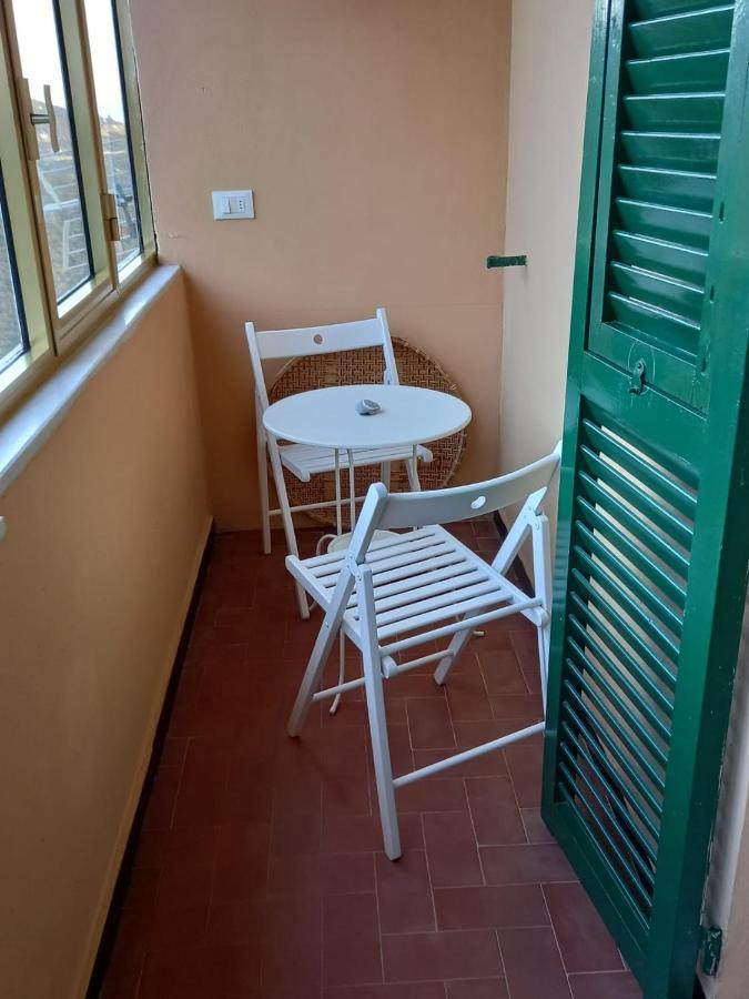 Affittacamere L'Arco Volastra Exteriör bild