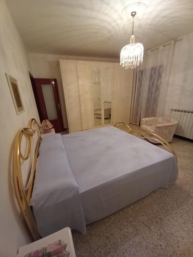 Affittacamere L'Arco Volastra Exteriör bild